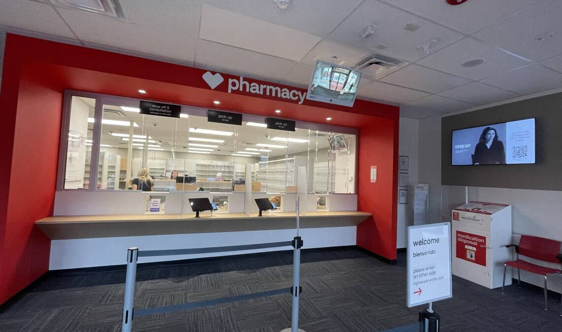 CVS targets former Walgreens, Rite Aid customers after 1,000 stores close