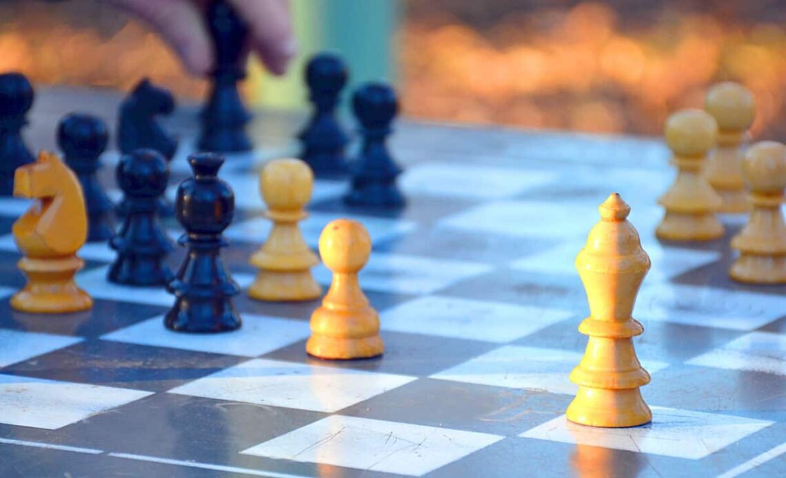 Board Game, Chess, Chess Board, Chess Piece, Hand