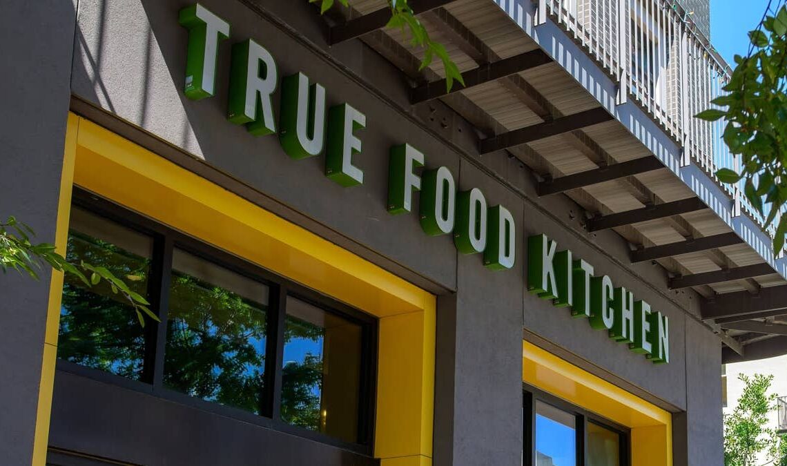 Oprah-backed chain files Chapter 11, closes 12 restaurants